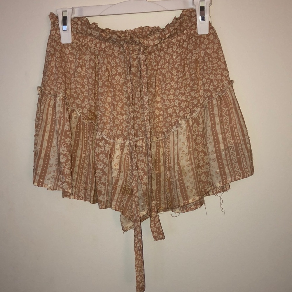 Flowy Floral Tie Shorts Size Small
